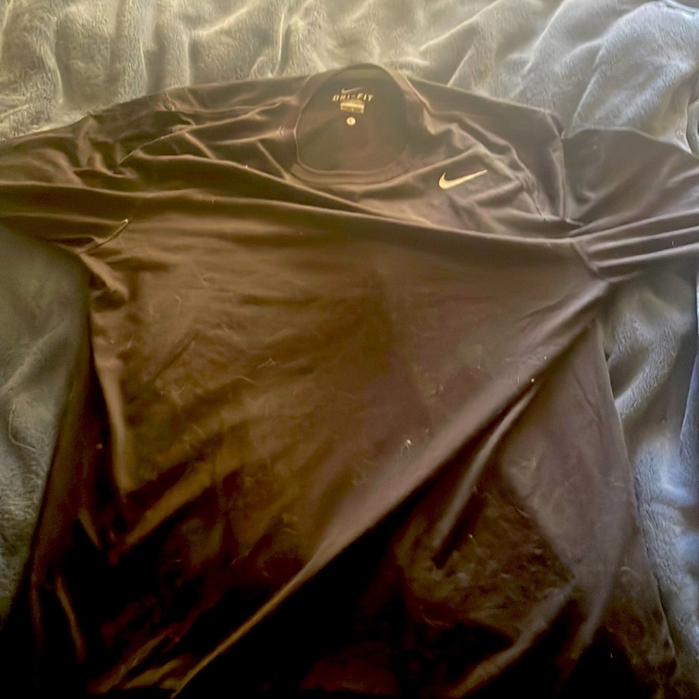 Black Long sleeve Nike dry fit large Shirt
